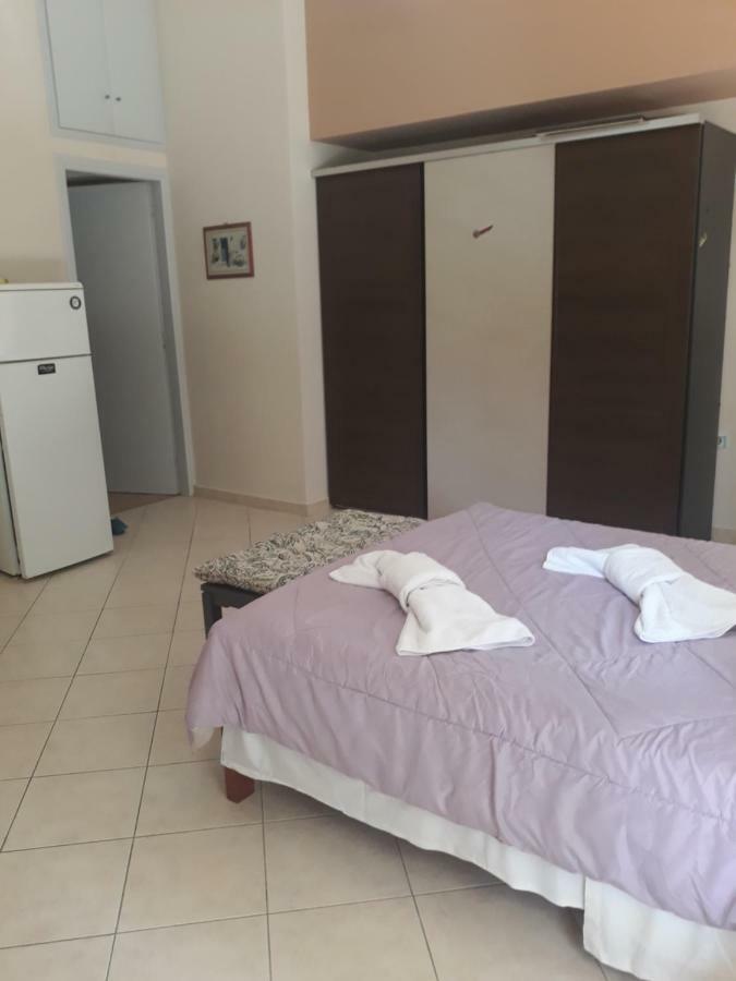 Cozy Apartment In The Center Of Aighion Achaia - Ground Floor - Ισόγειο Στουντιο Egio Exterior foto